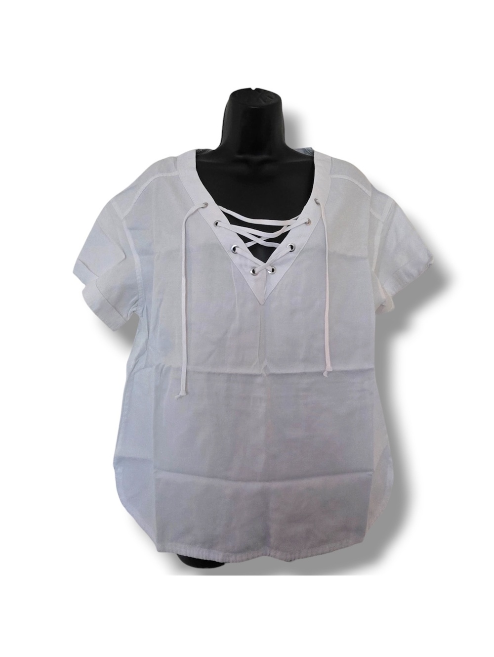 Matty M Women’s White lace-up short-sleeve blouse Small